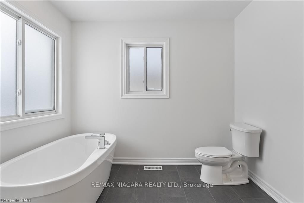 11 Alicia Crescent