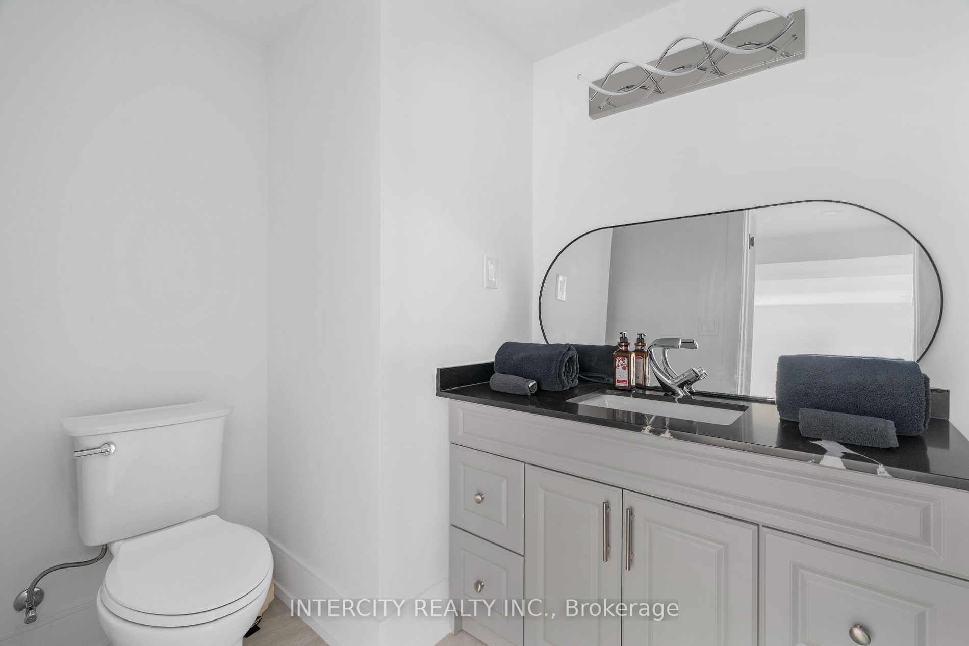 307246 Hockley Road