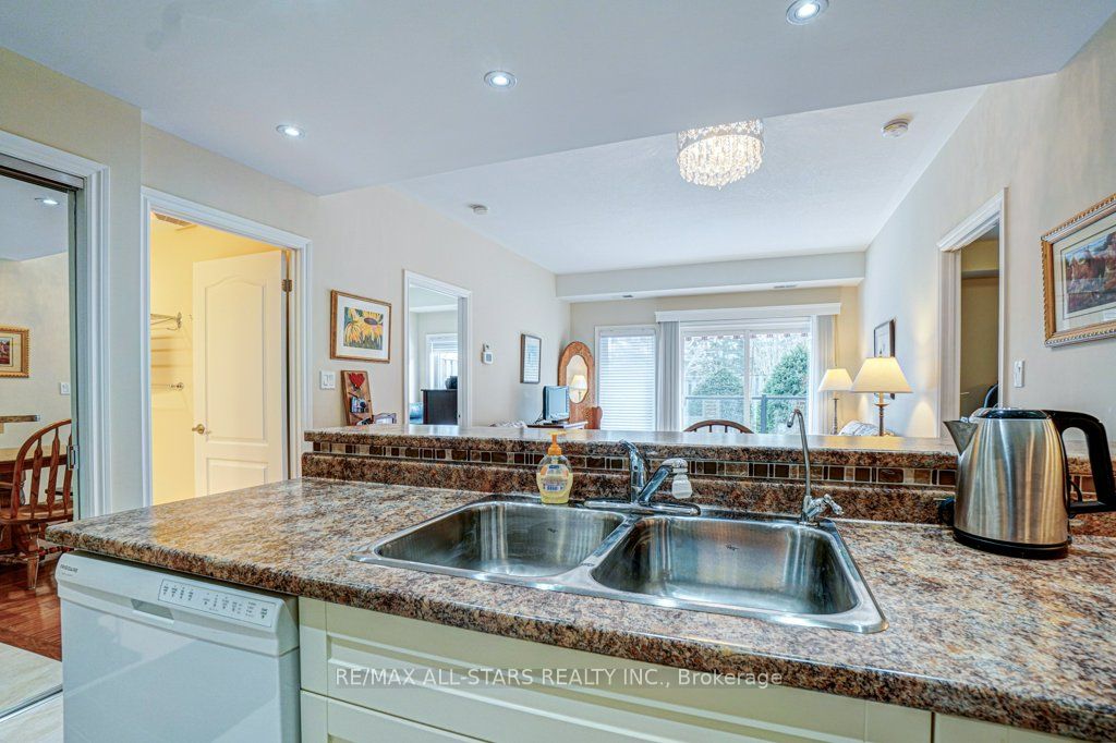 35 Green Arbour Way #7