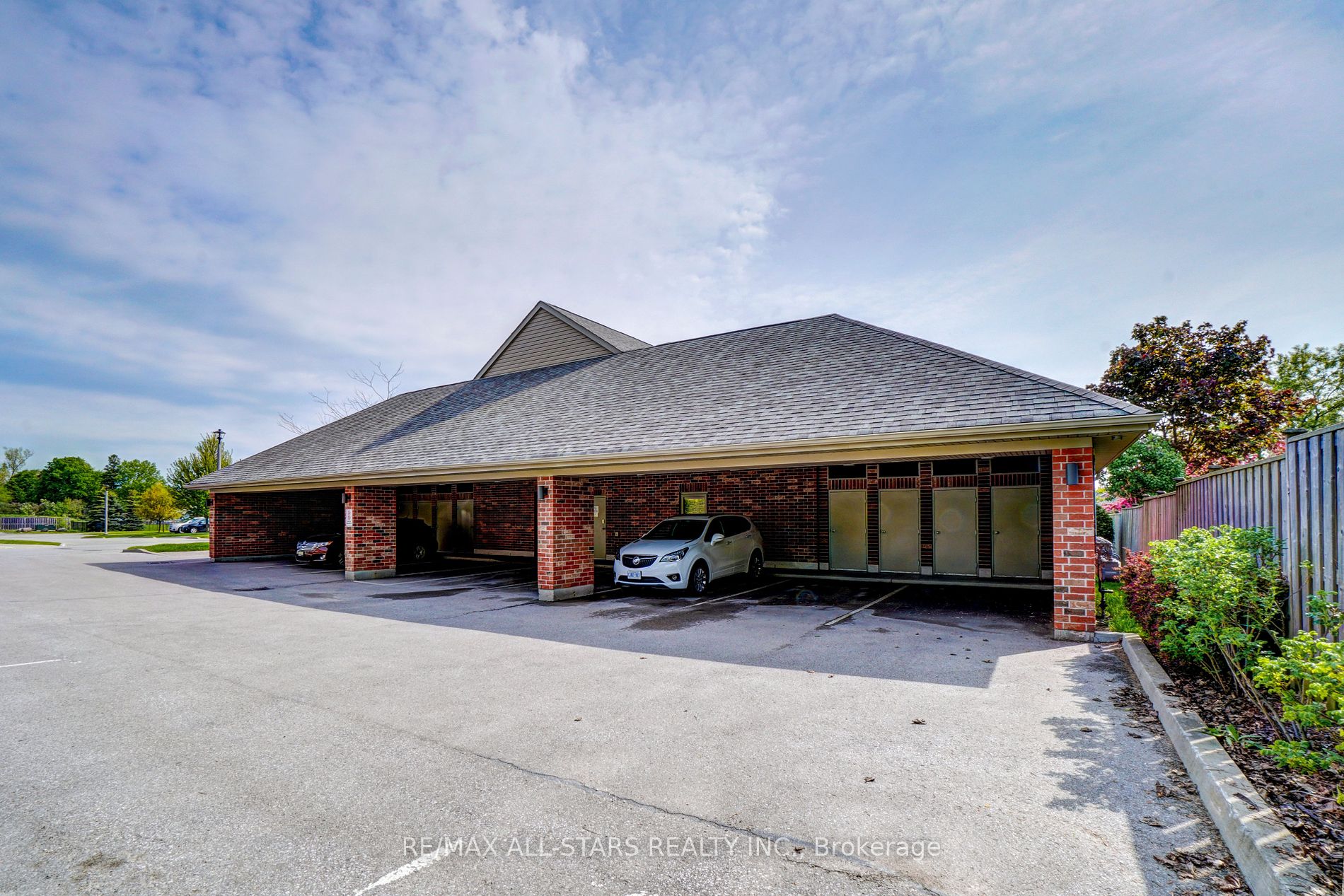 35 Green Arbour Way #7