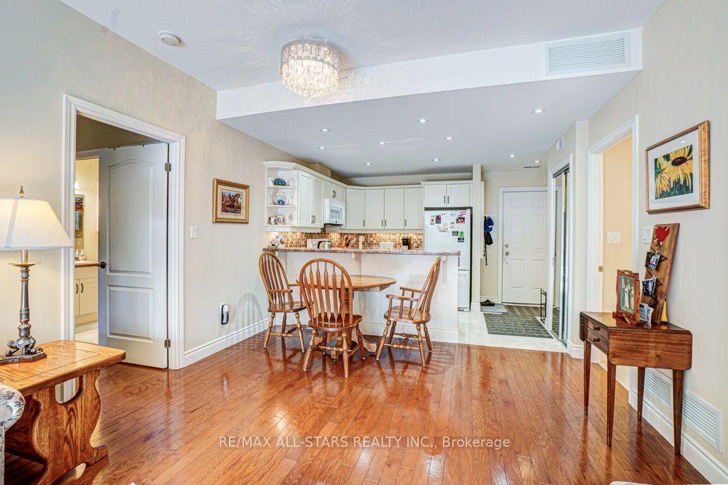 35 Green Arbour Way #7
