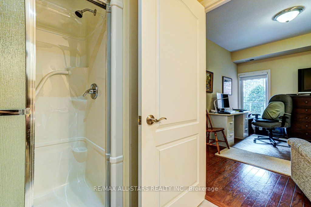 35 Green Arbour Way #7
