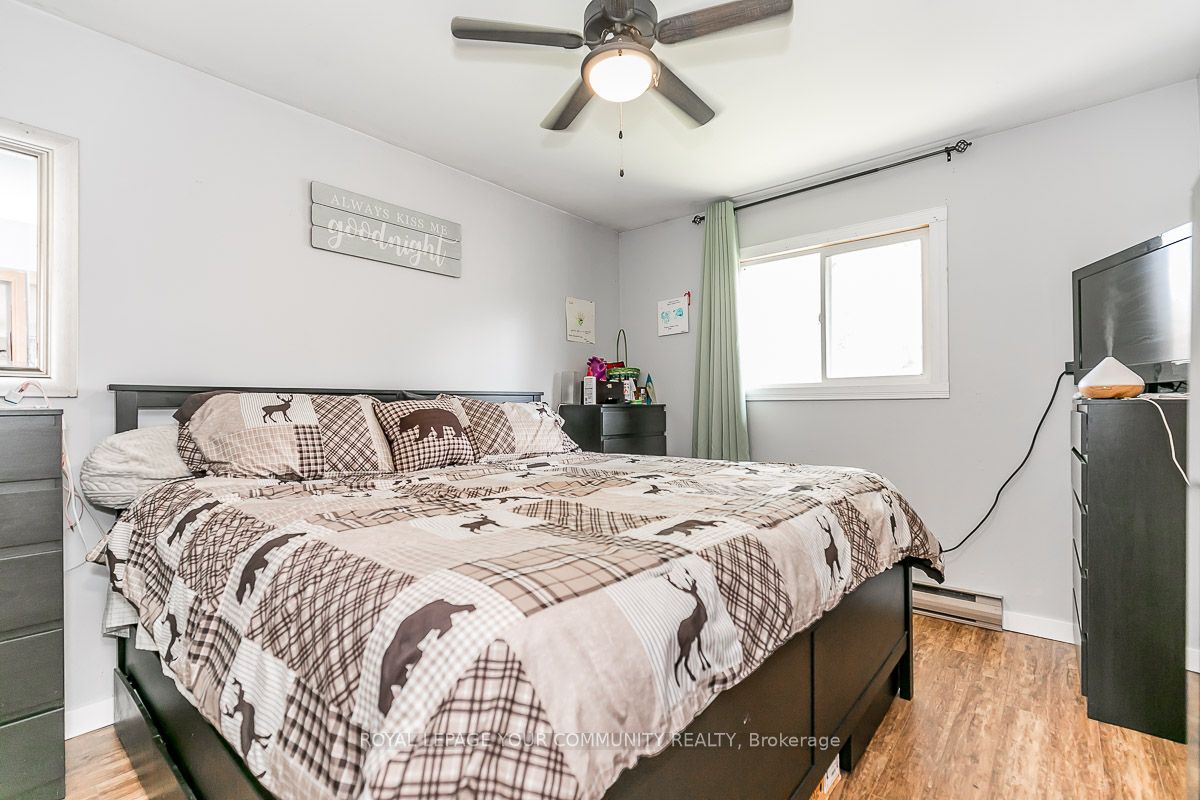 24 Oakwood Drive