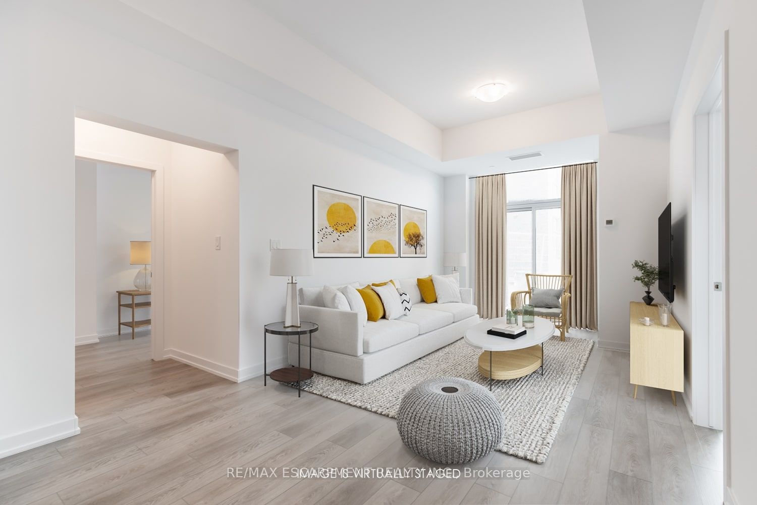 460 Dundas St E, #116