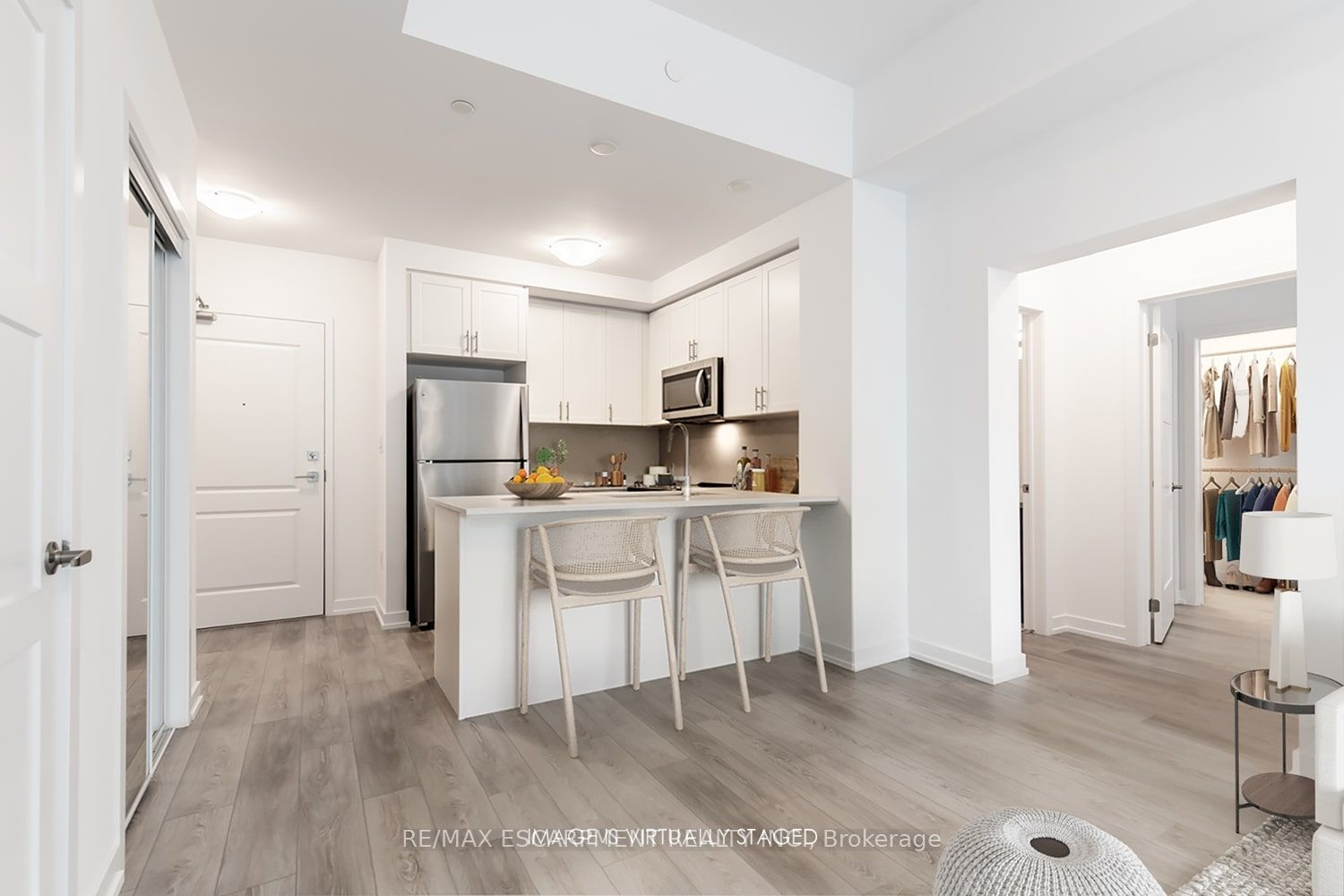460 Dundas St E, #116