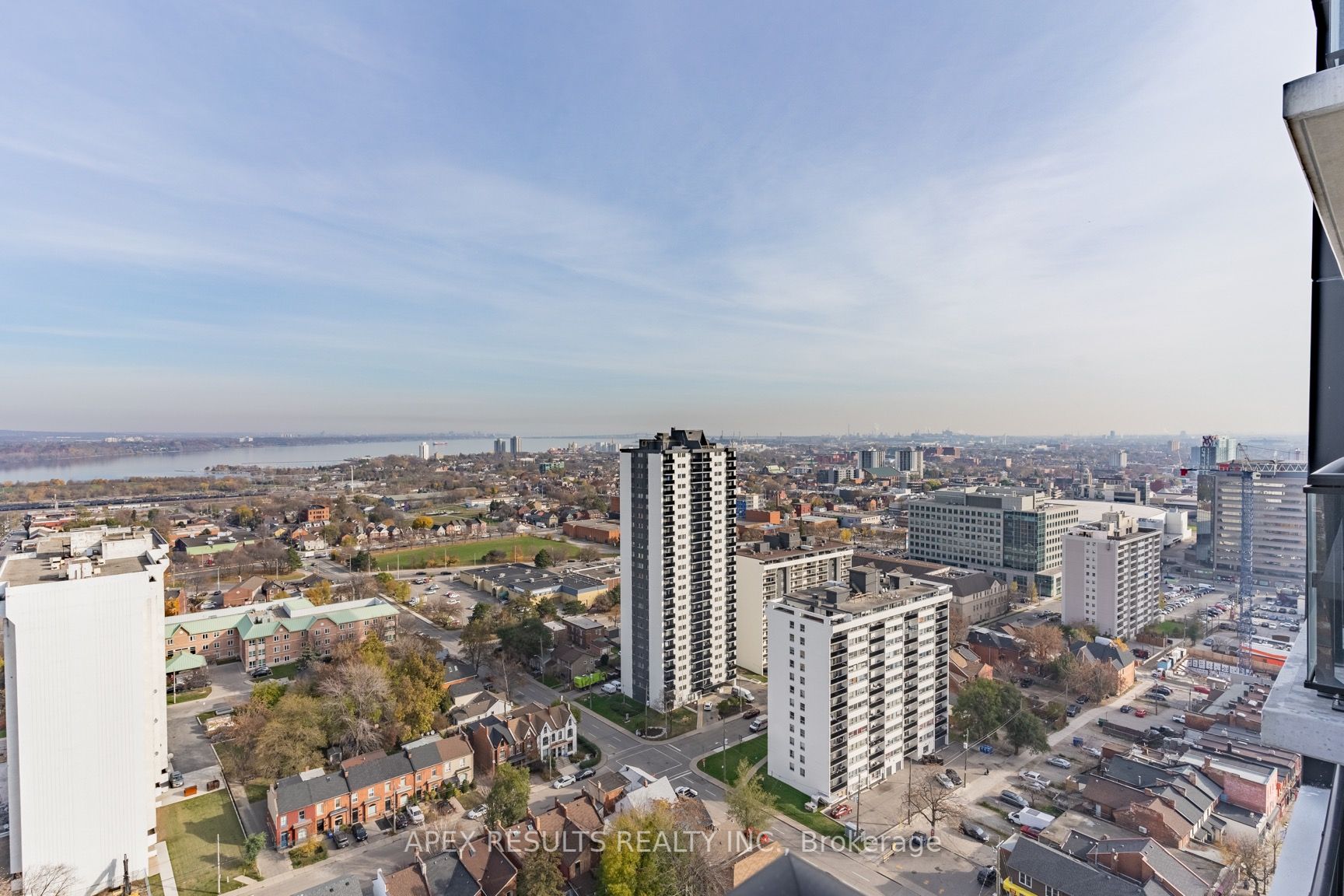 15 Queen St S, #2109