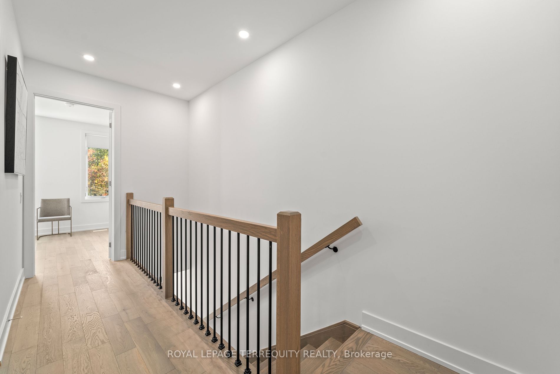 35 Rockmount Crescent