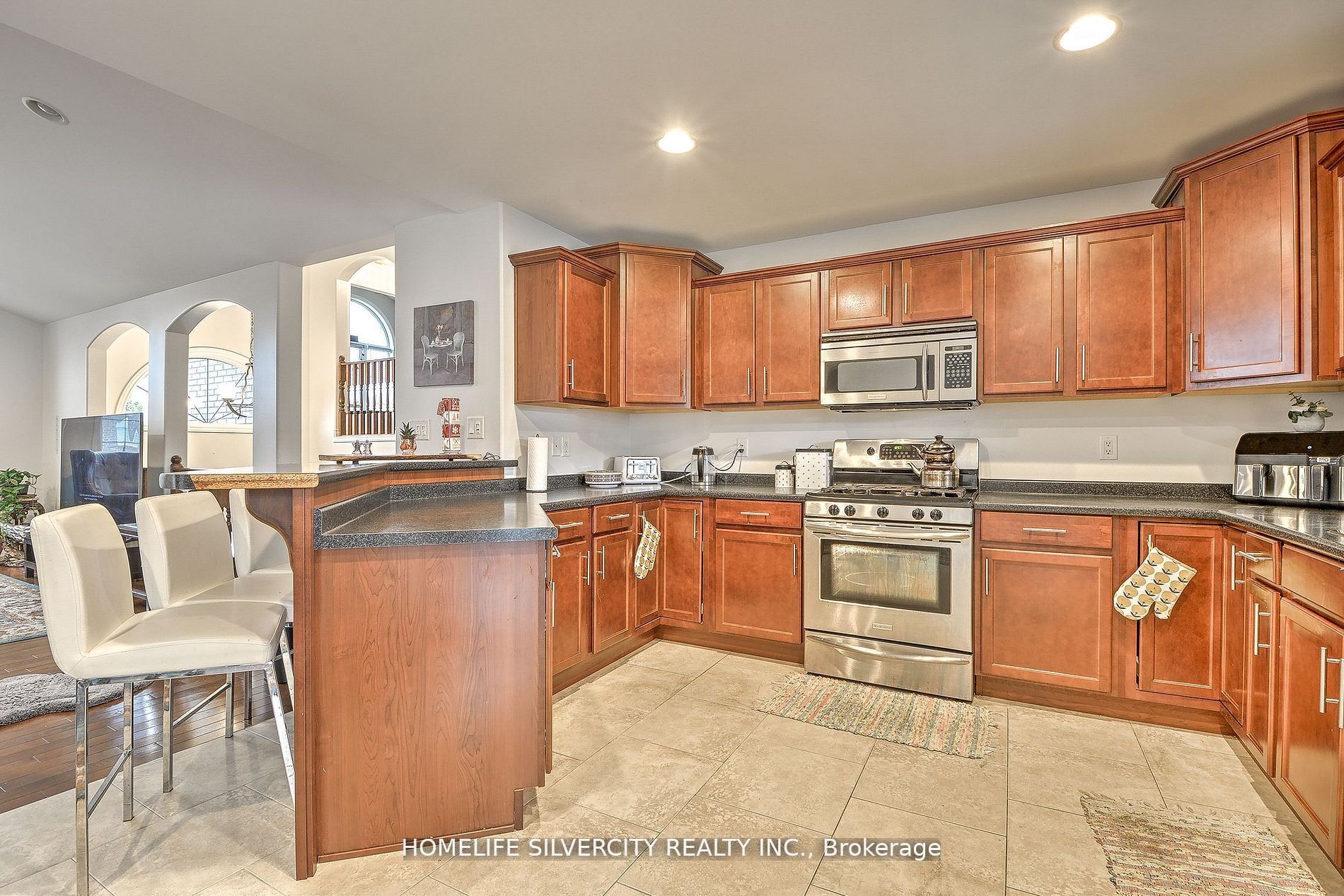 3133 Leisure Crescent