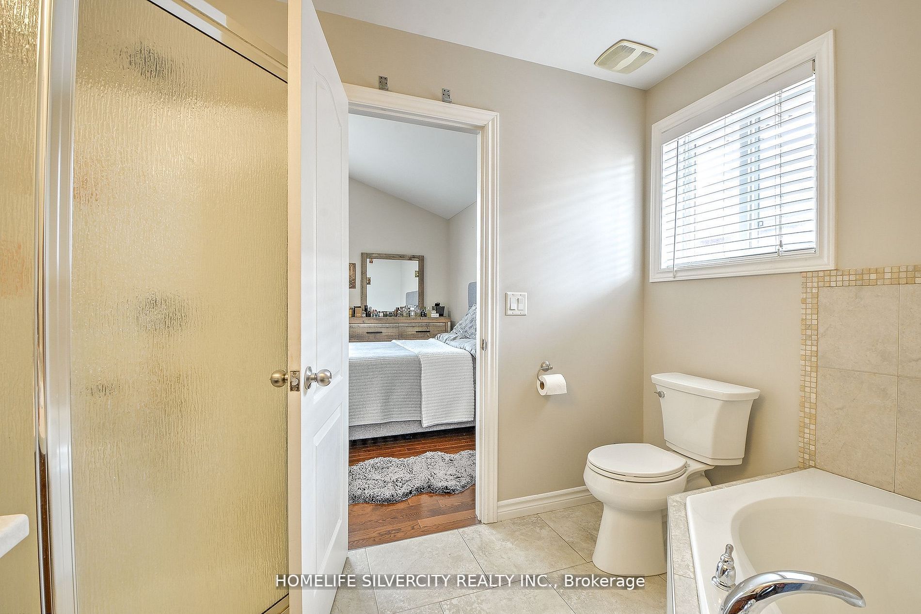 3133 Leisure Crescent