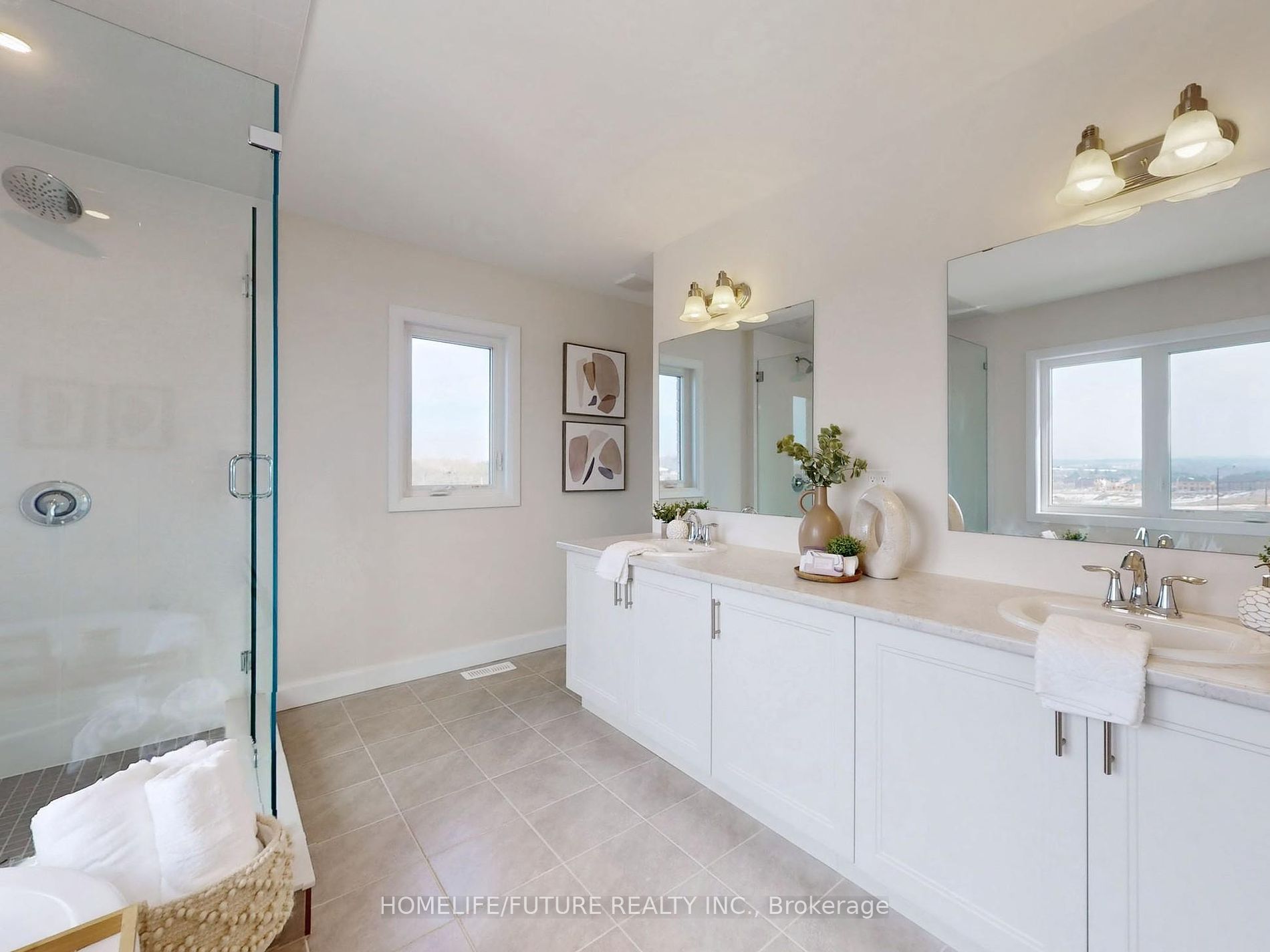 713 Latimer Way
