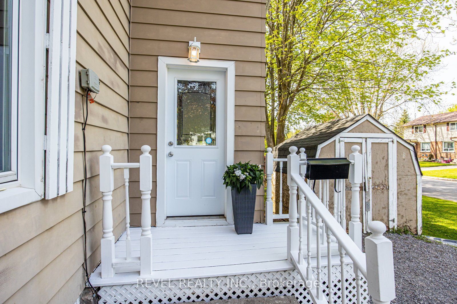 61 Riverview Road