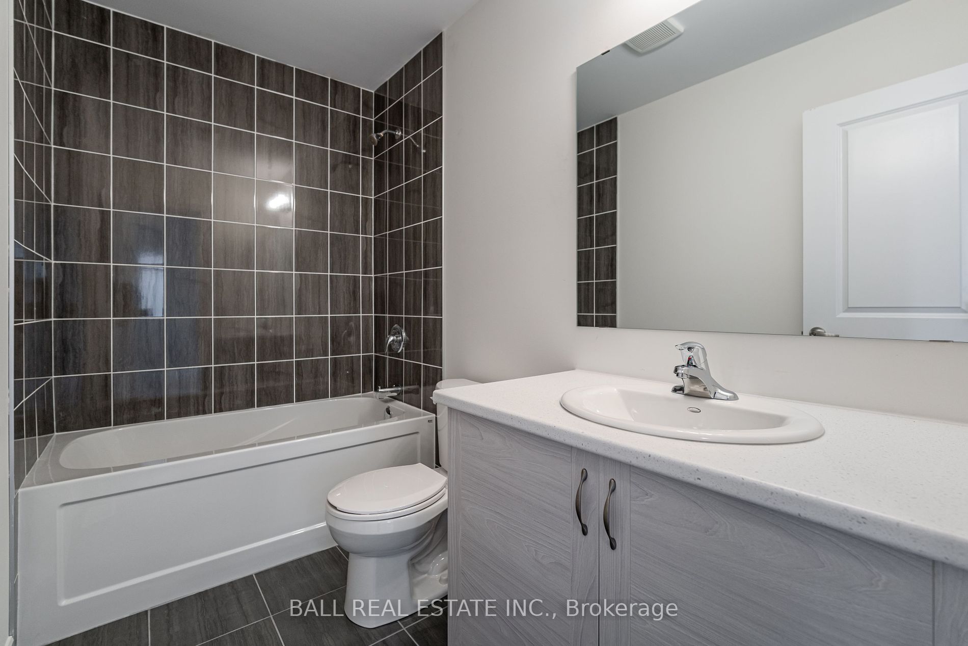 12 Hillcroft Way