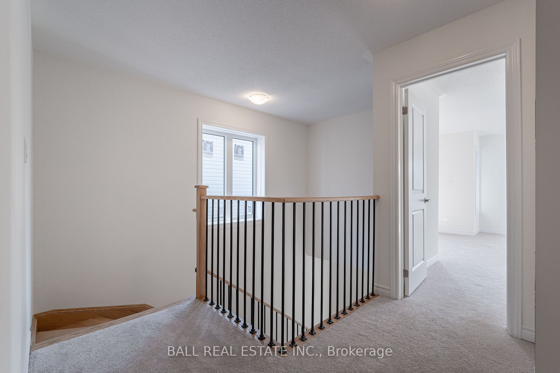 12 Hillcroft Way