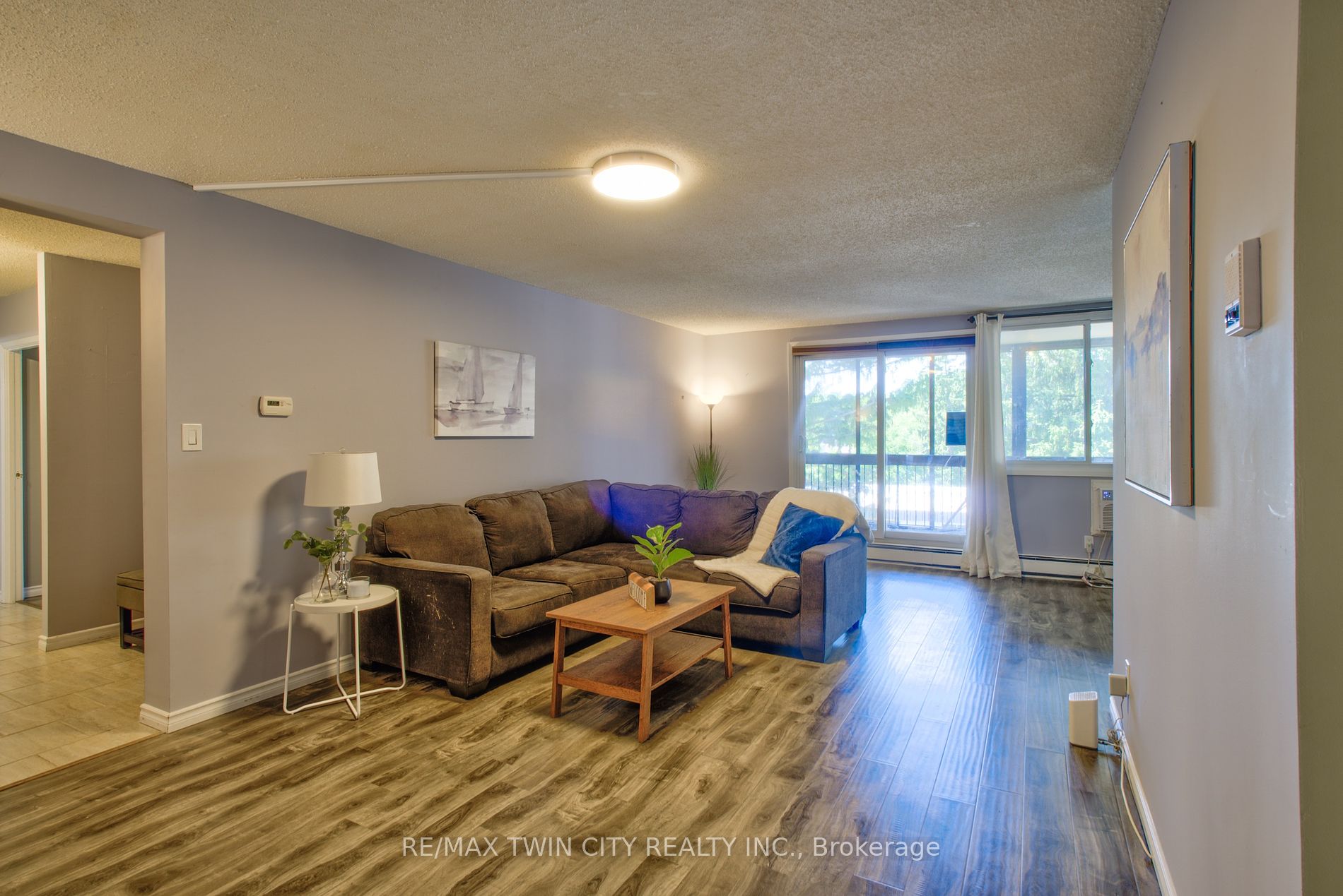 944 Caledonian View, #402
