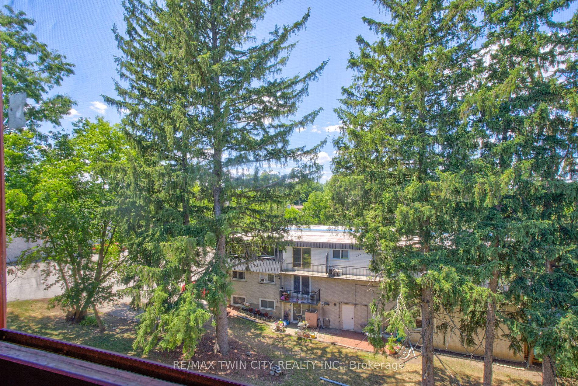 944 Caledonian View, #402