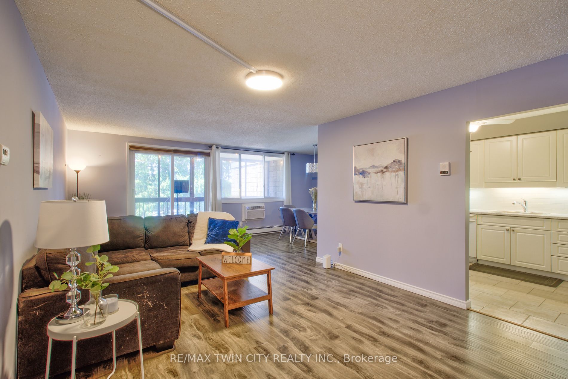 944 Caledonian View, #402