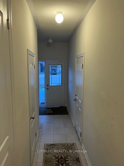 422 Krotz Street W