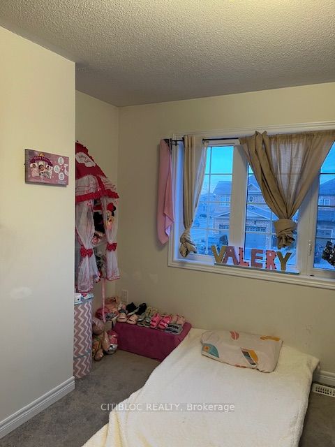 422 Krotz Street W