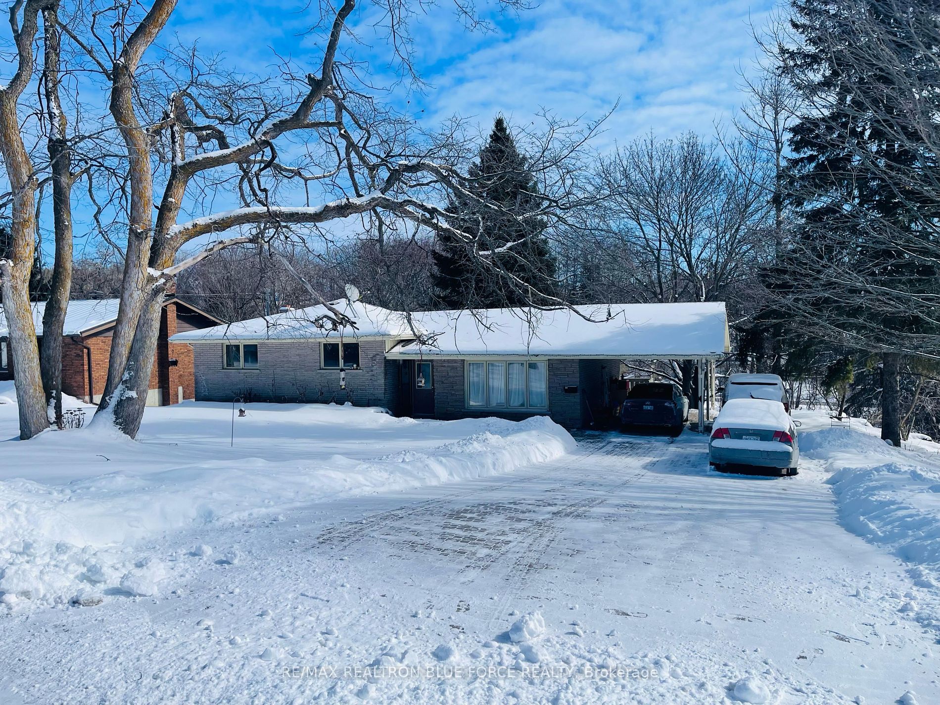 18 Kennedy Drive