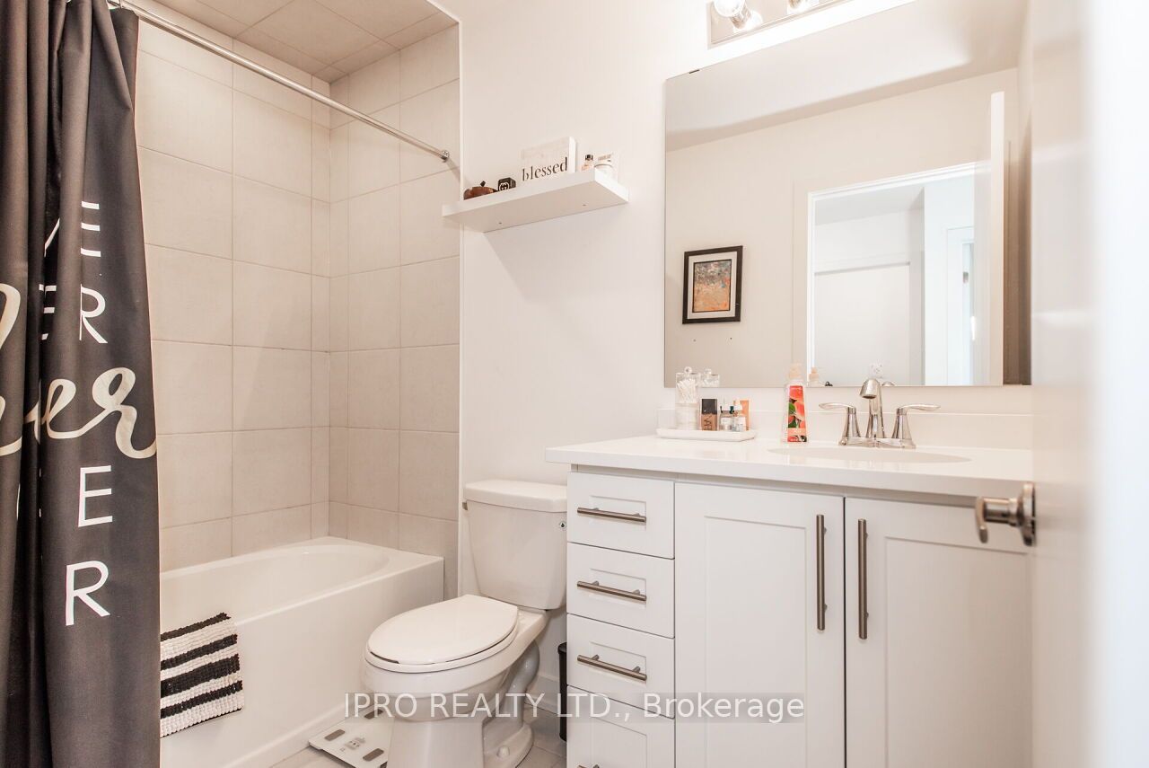 590 North Service Rd, #46