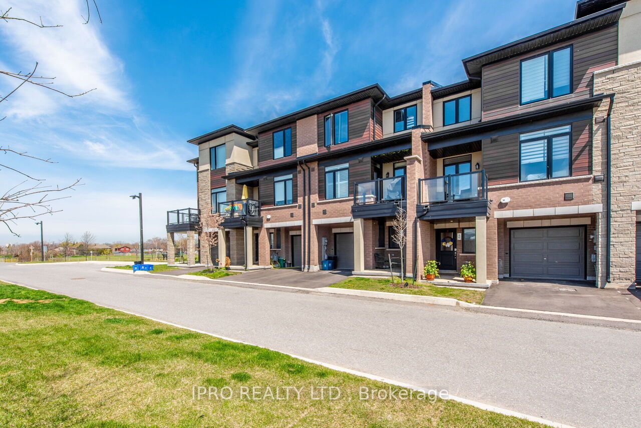 590 North Service Rd, #46