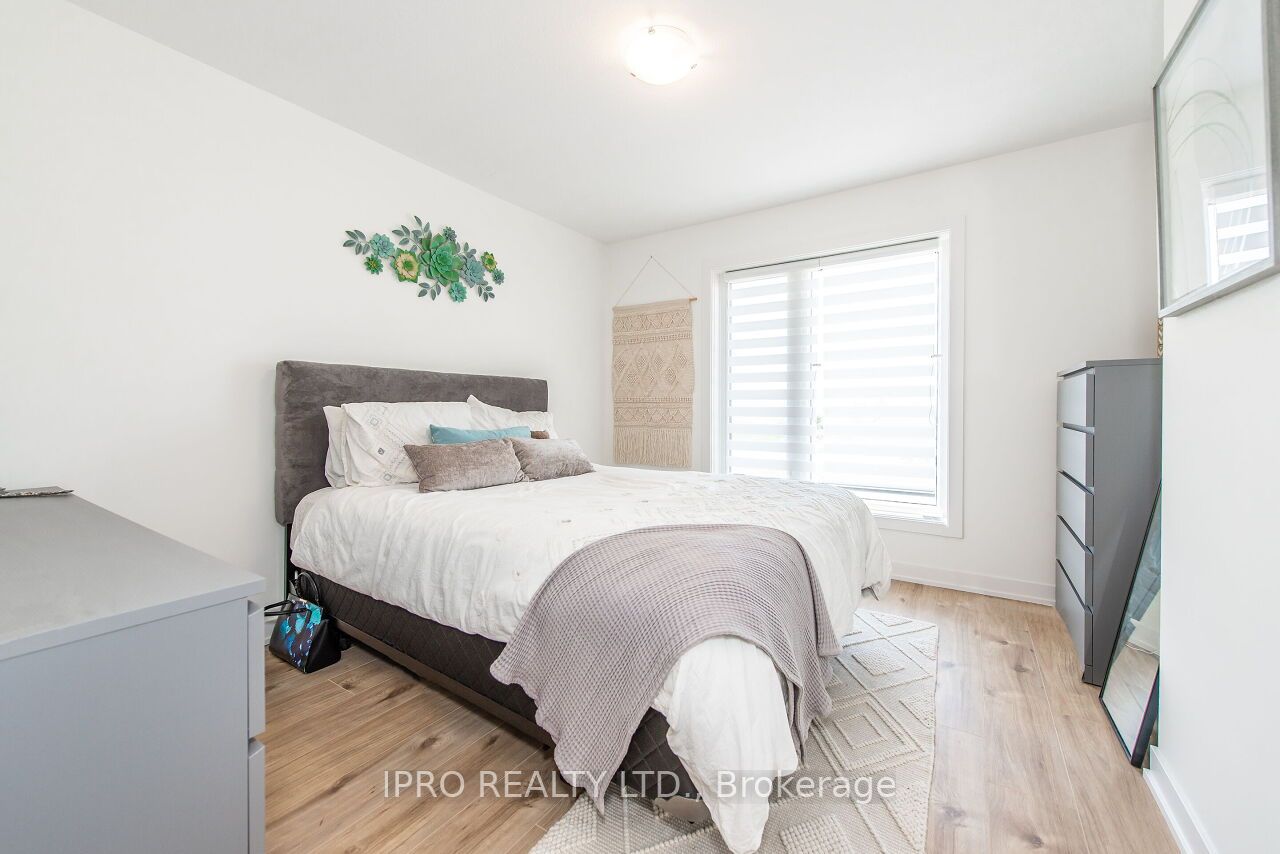 590 North Service Rd, #46