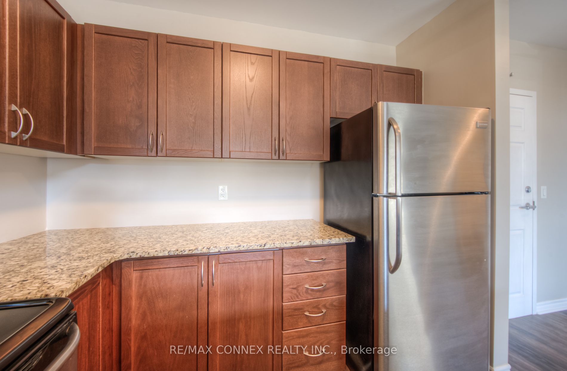 2 Colonial Drive, #102
