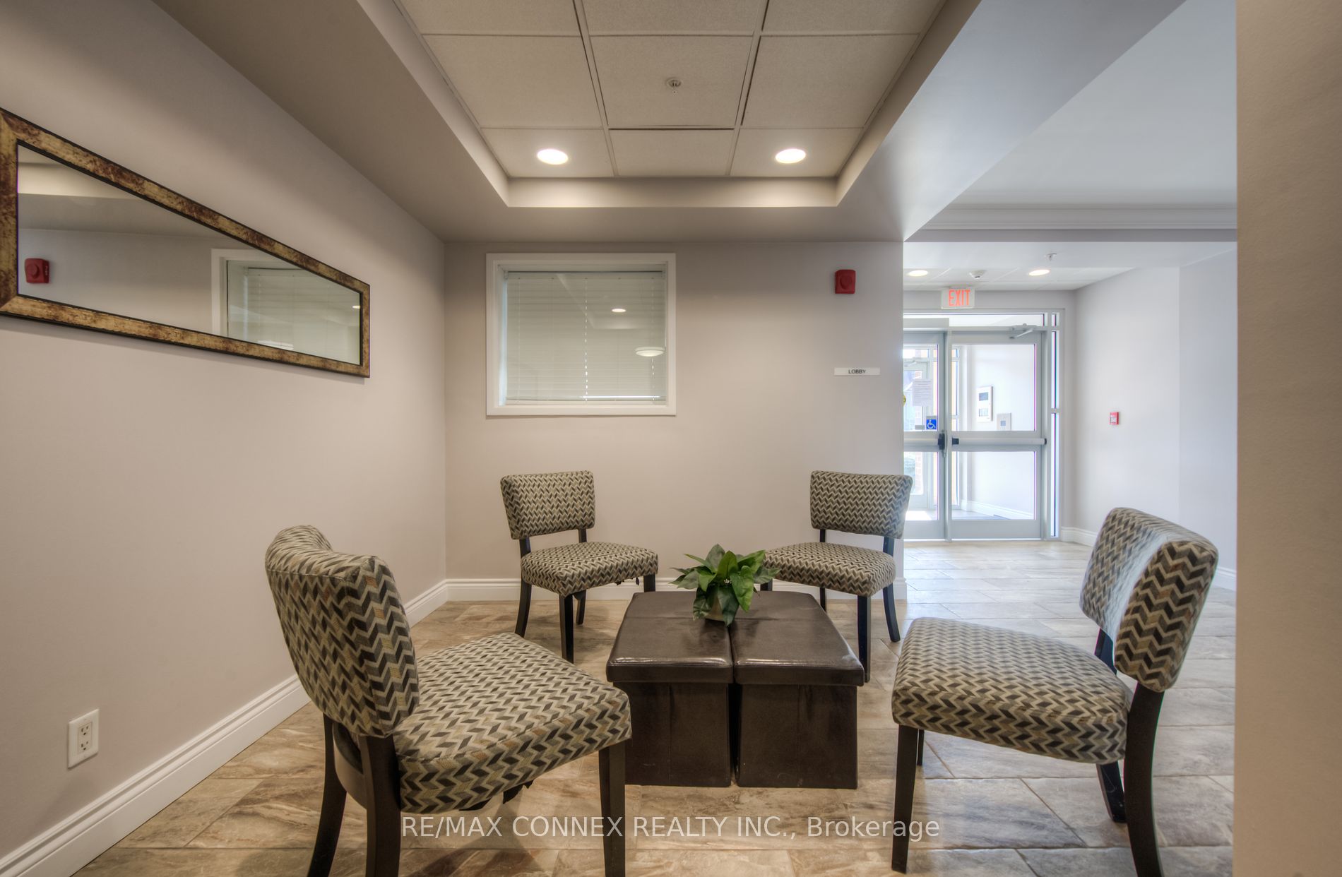 2 Colonial Drive, #102