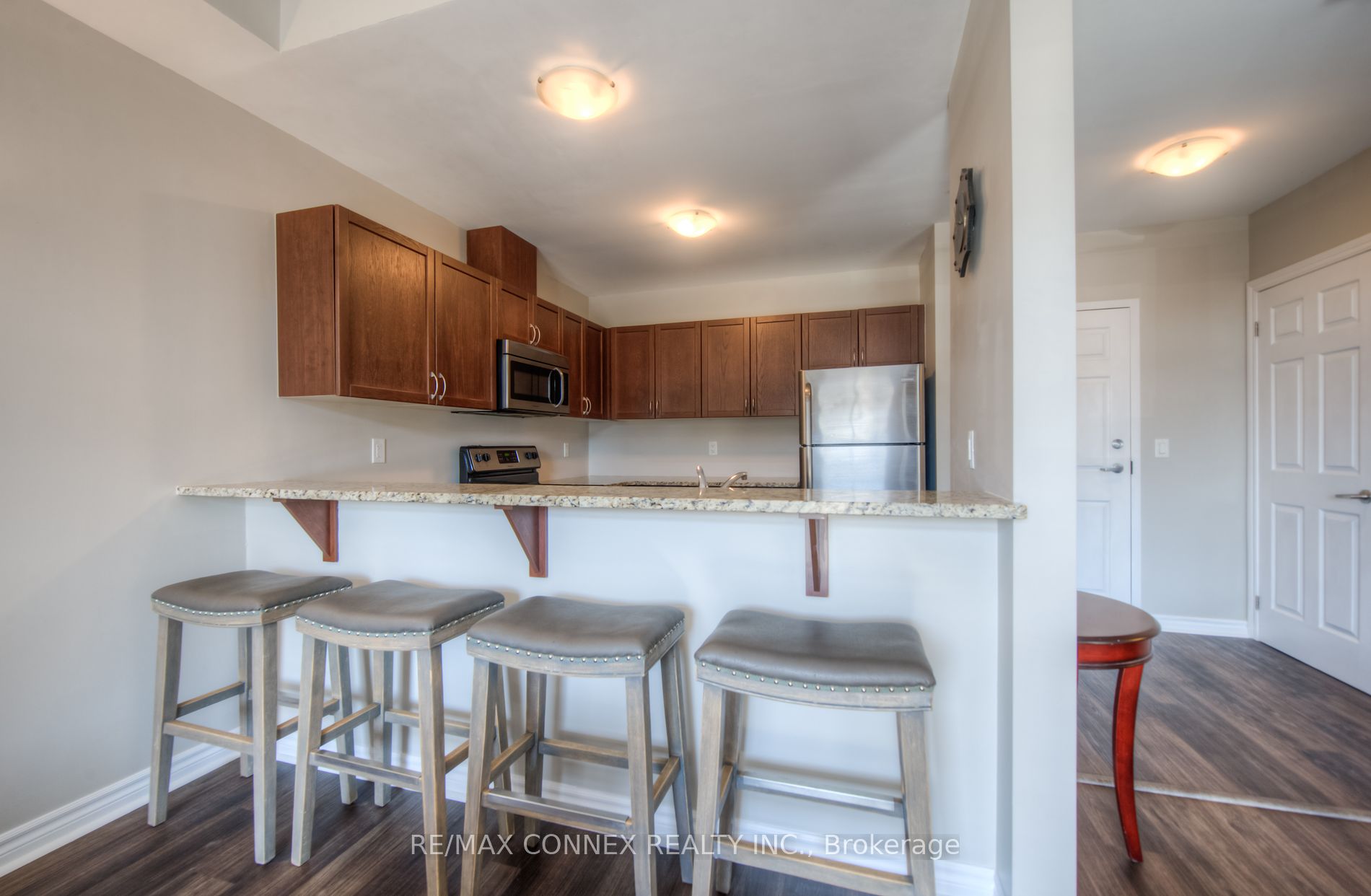 2 Colonial Drive, #102