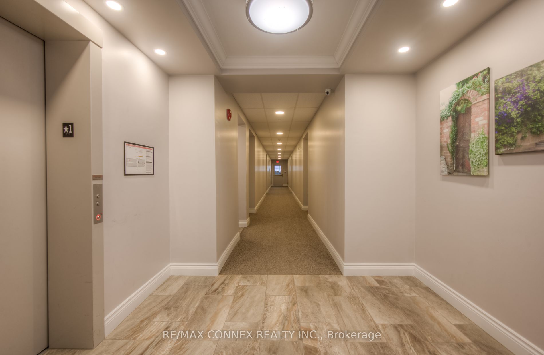 2 Colonial Drive, #102