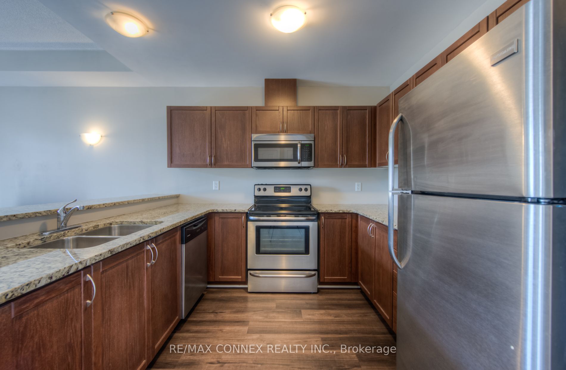 2 Colonial Drive, #102