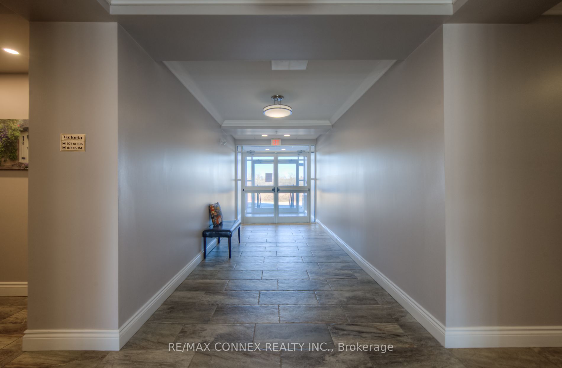 2 Colonial Drive, #102
