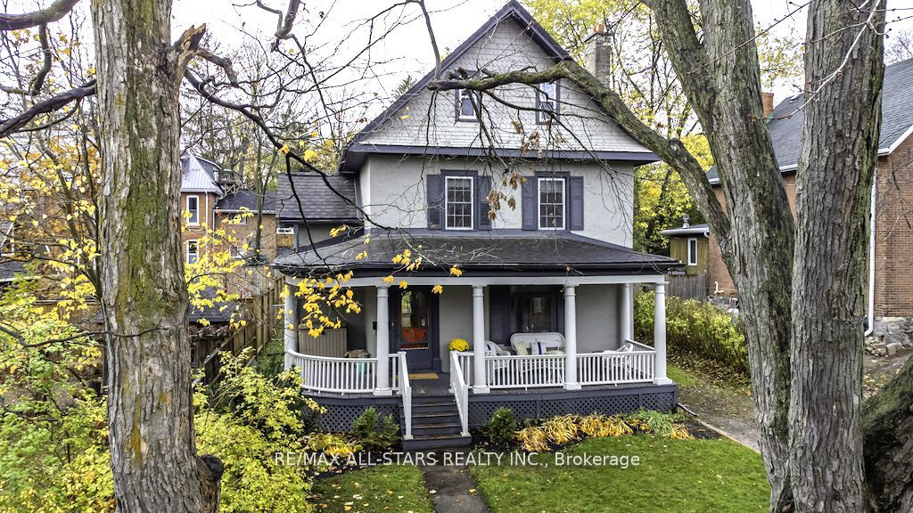 49 Sussex Street N