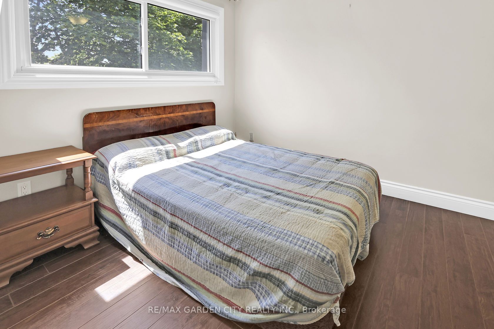 7 Viking Crt, #407