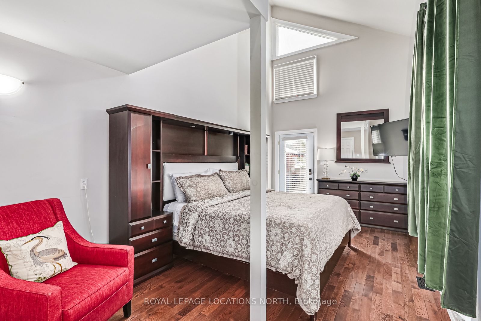 160 Grand Cypress Lane