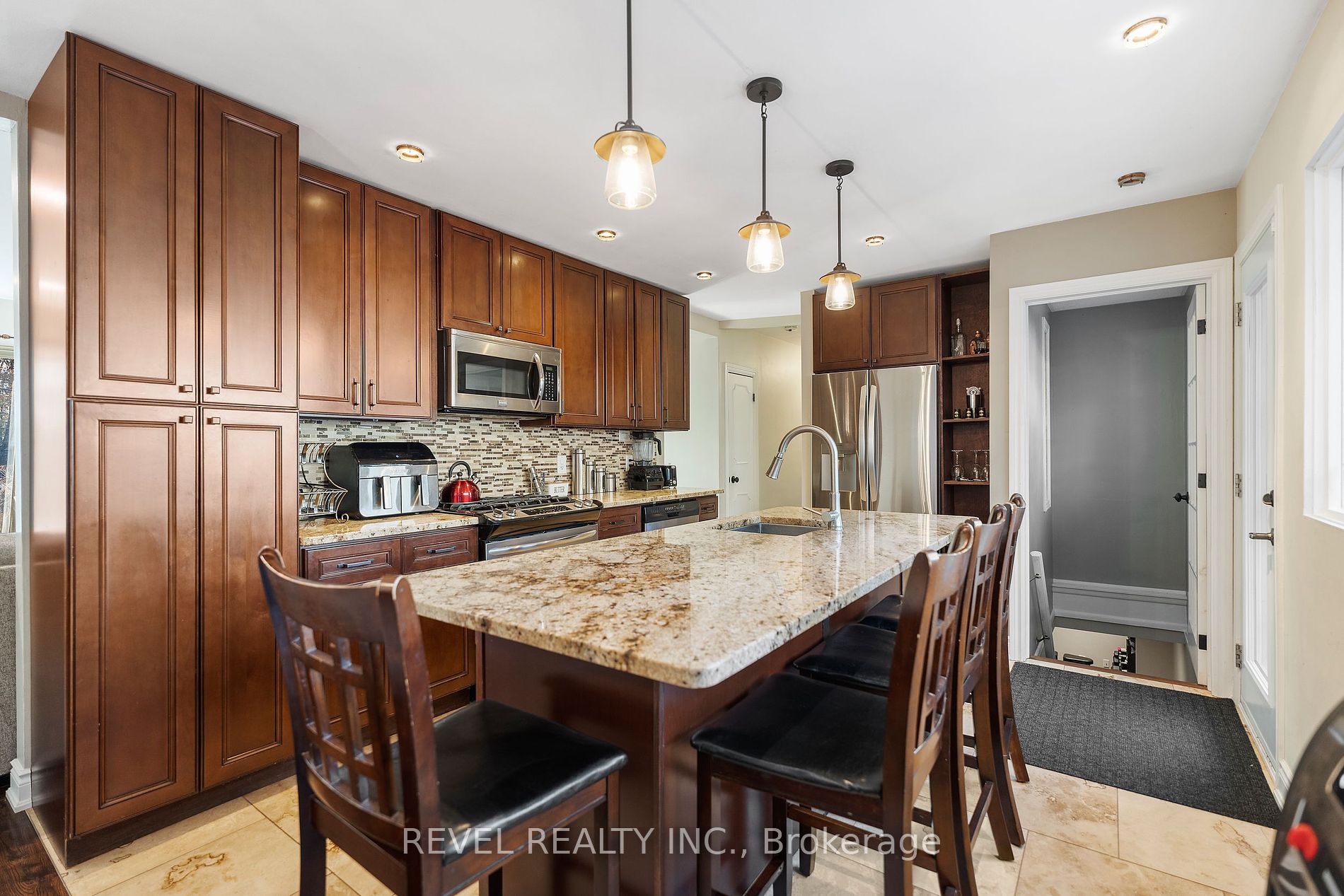17 Battlefield Dr