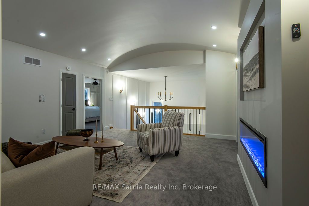 7007 Blue Coast Heights