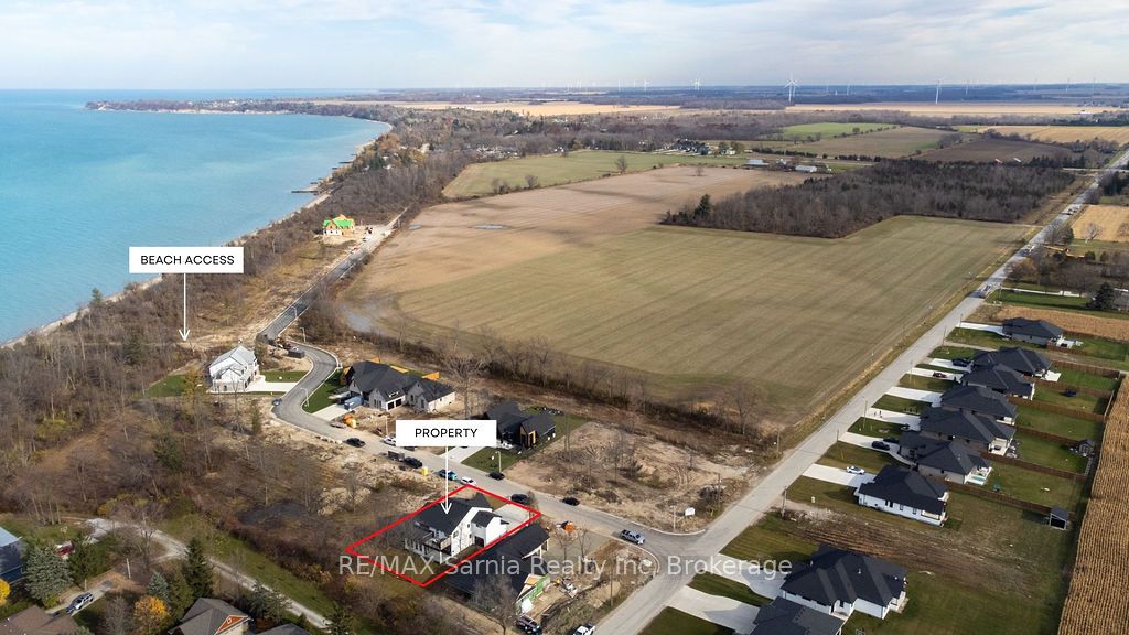 7007 Blue Coast Heights