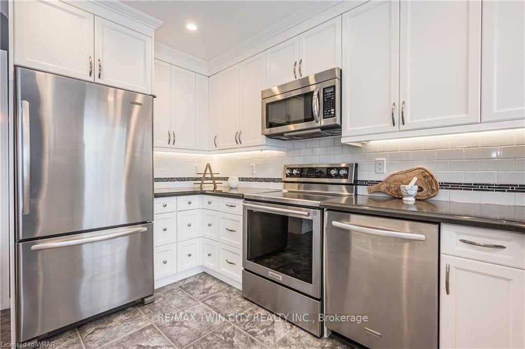 14 Coleman Crt
