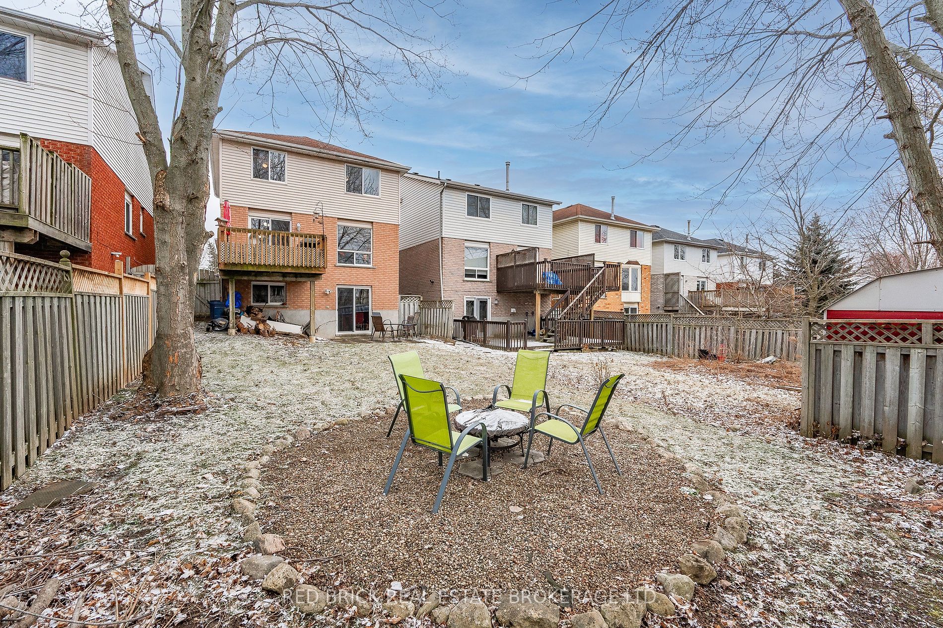 122 Moss Place