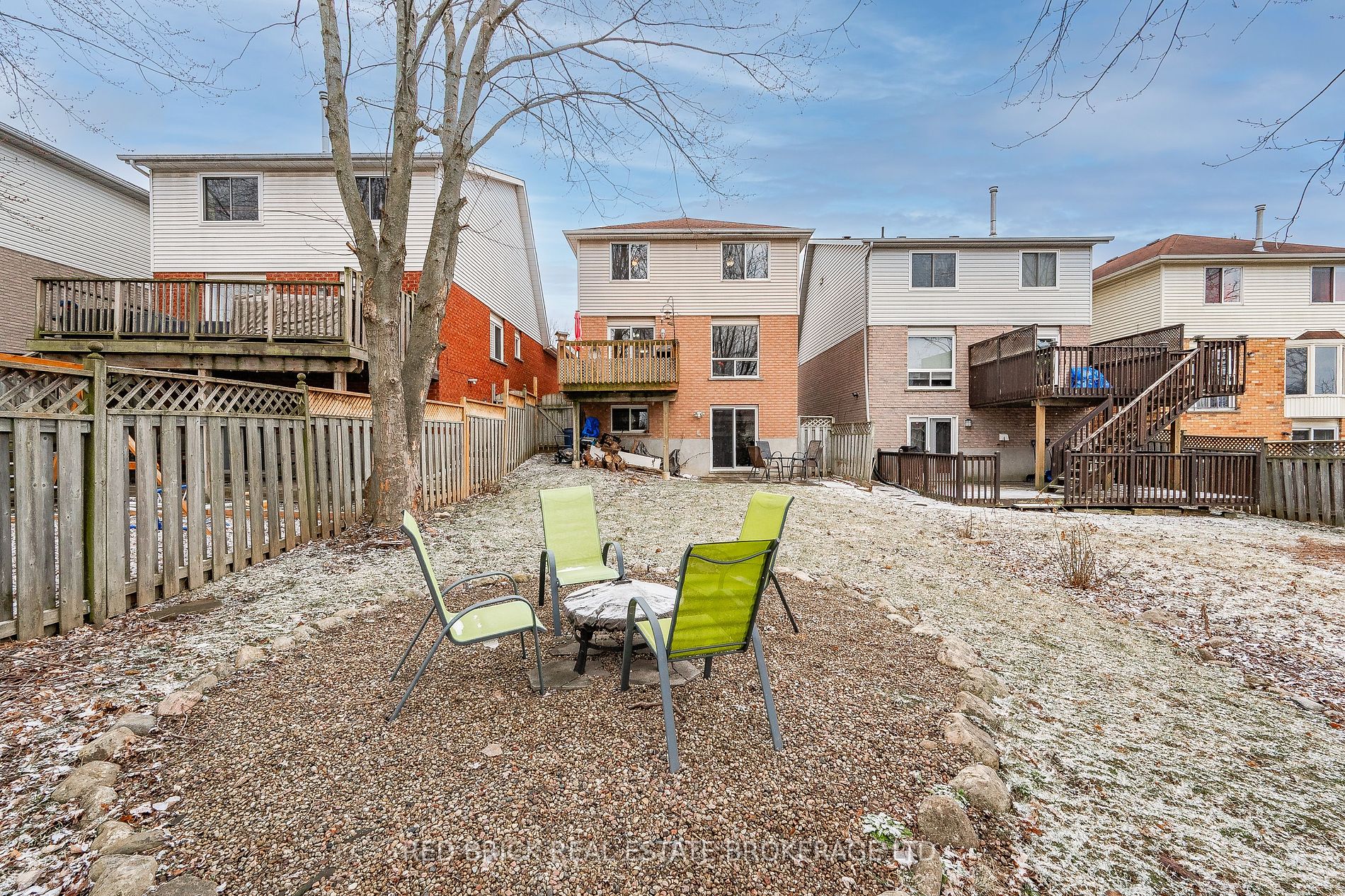 122 Moss Place