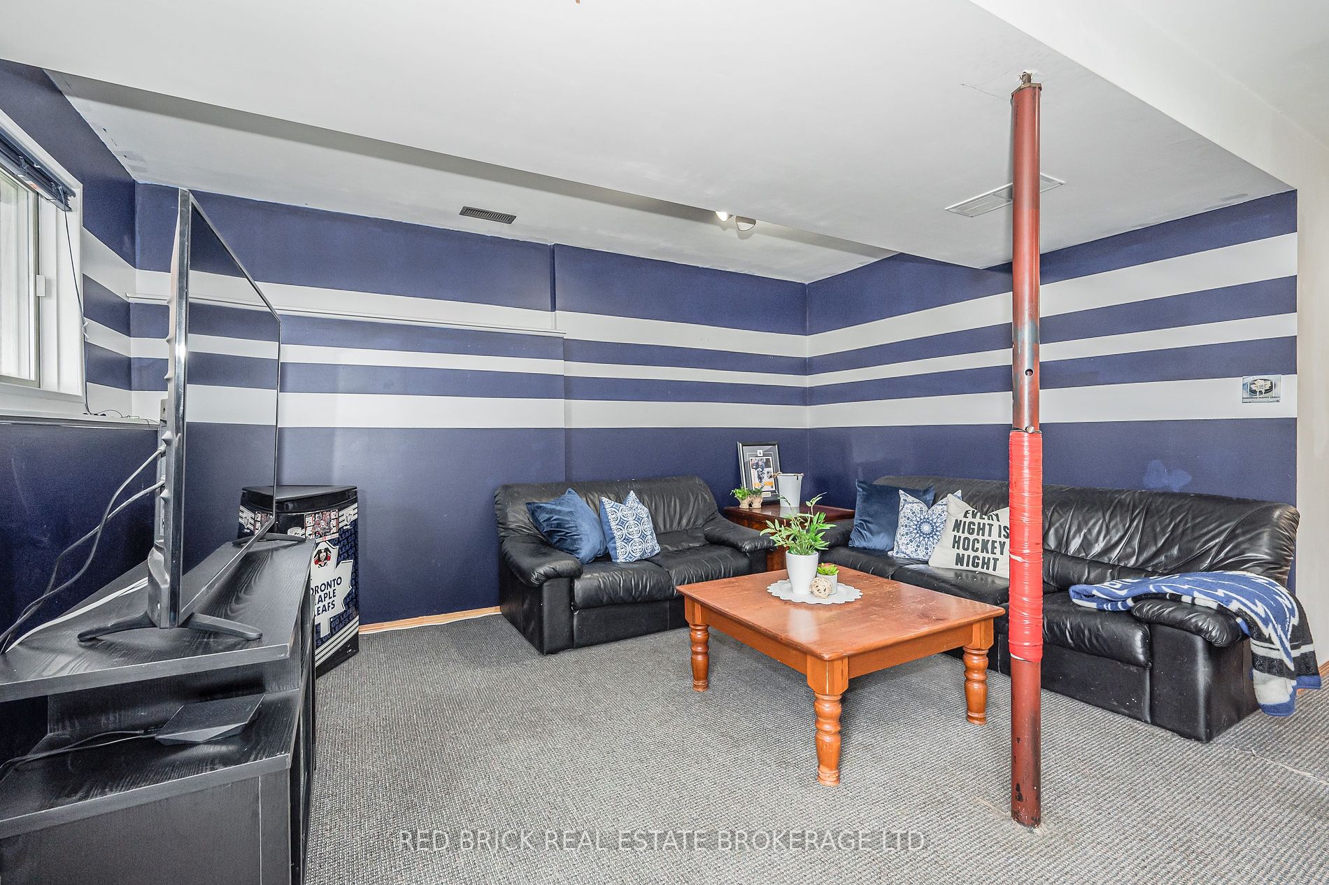 122 Moss Place