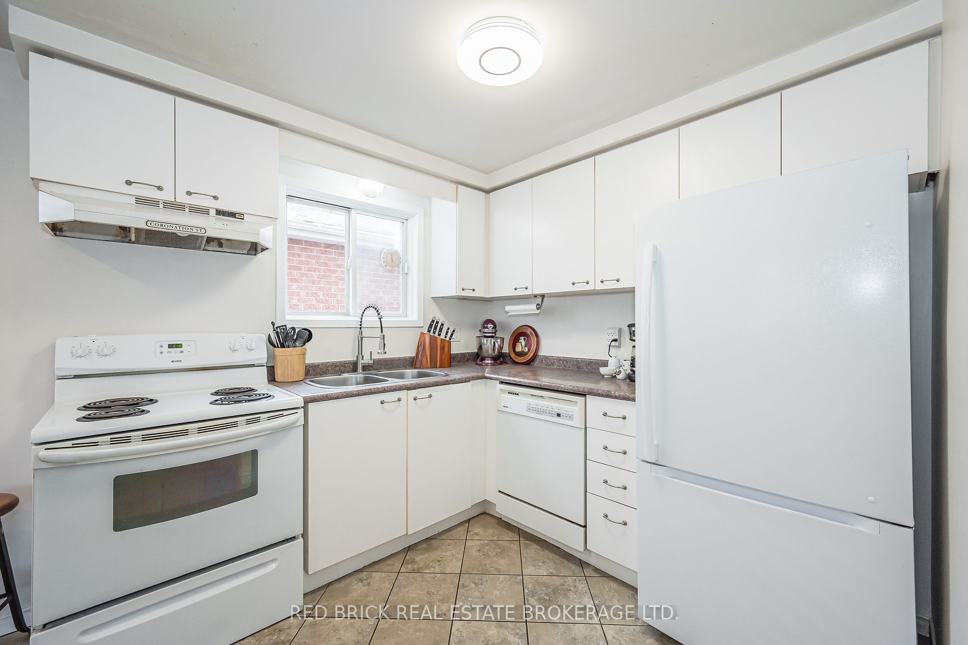 122 Moss Place
