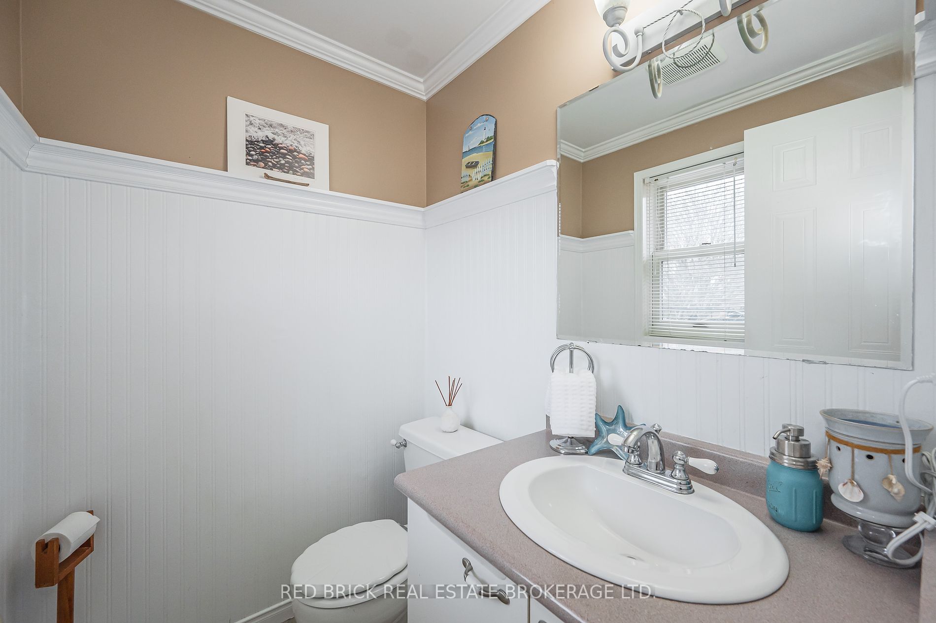 122 Moss Place