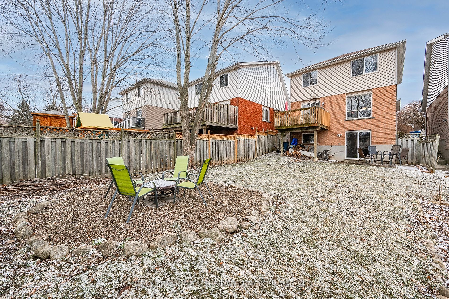 122 Moss Place