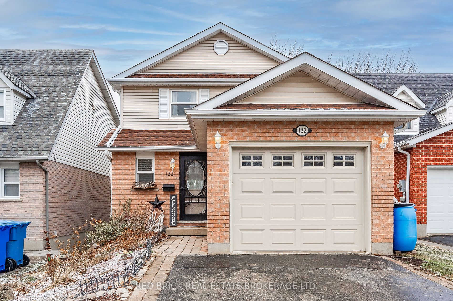 122 Moss Place