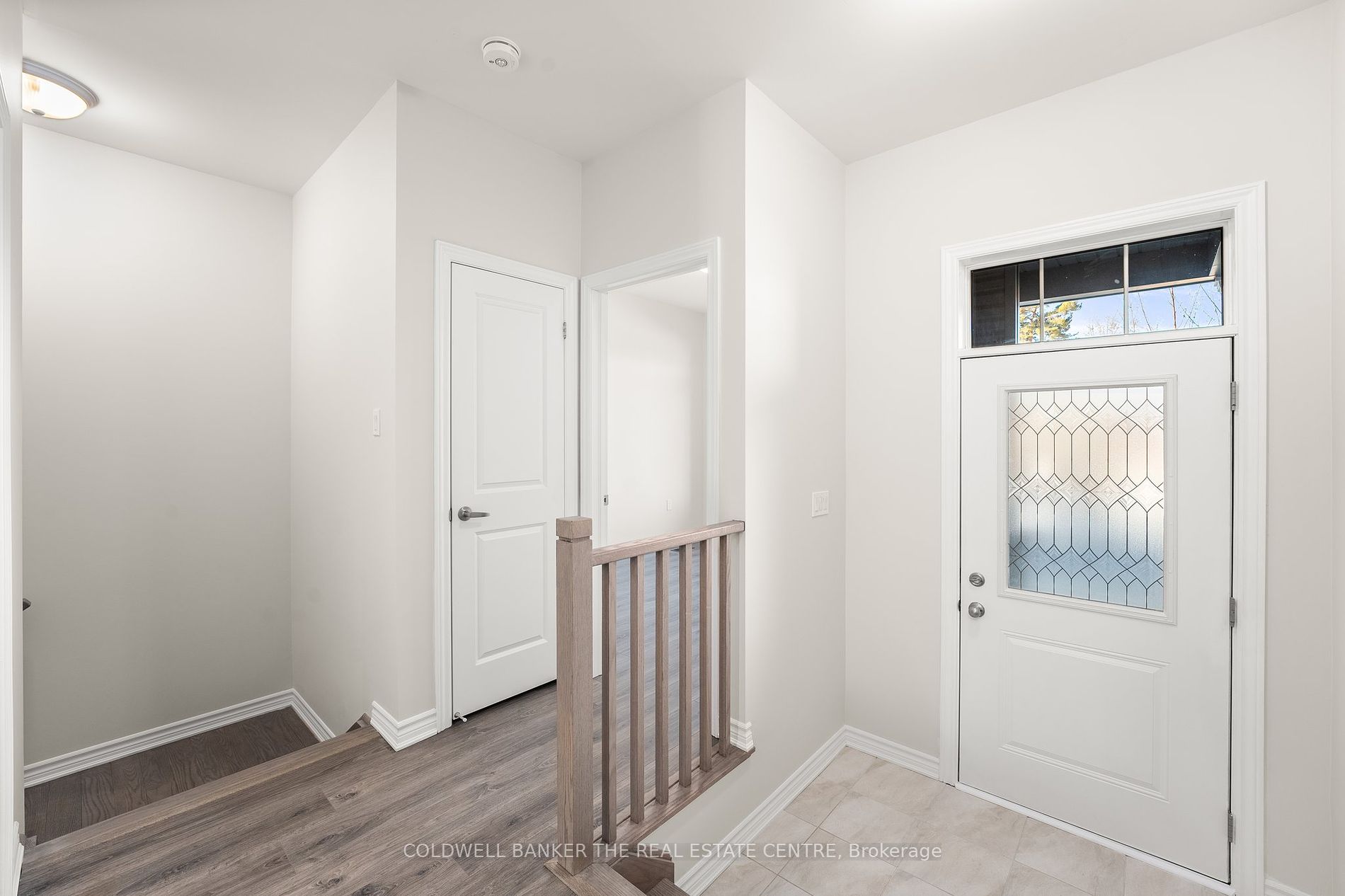 17 Lakewood Crescent #19