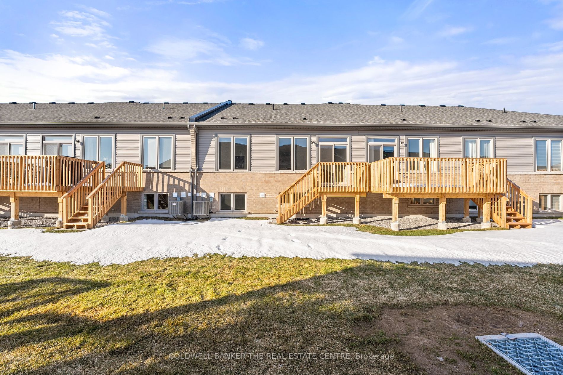 17 Lakewood Crescent #19
