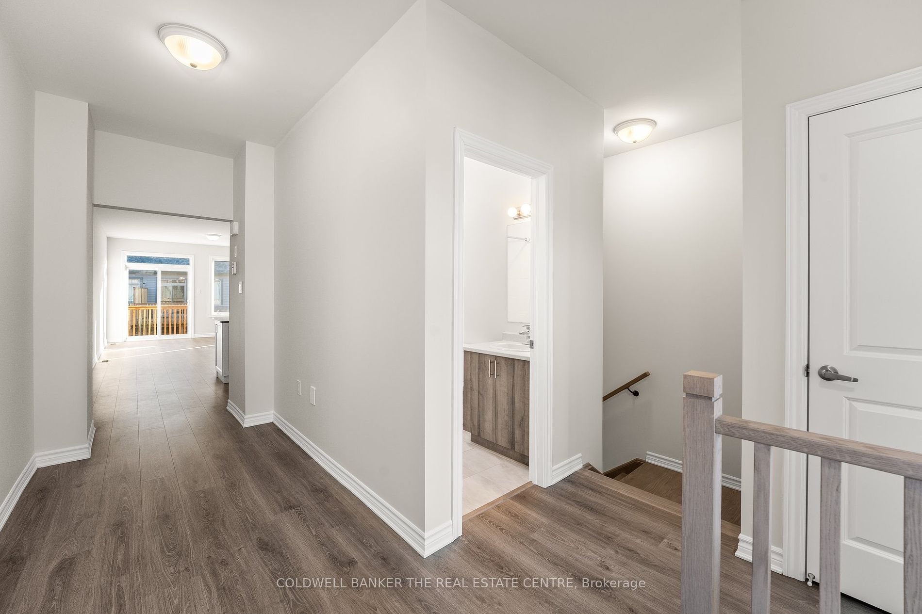 17 Lakewood Crescent #19
