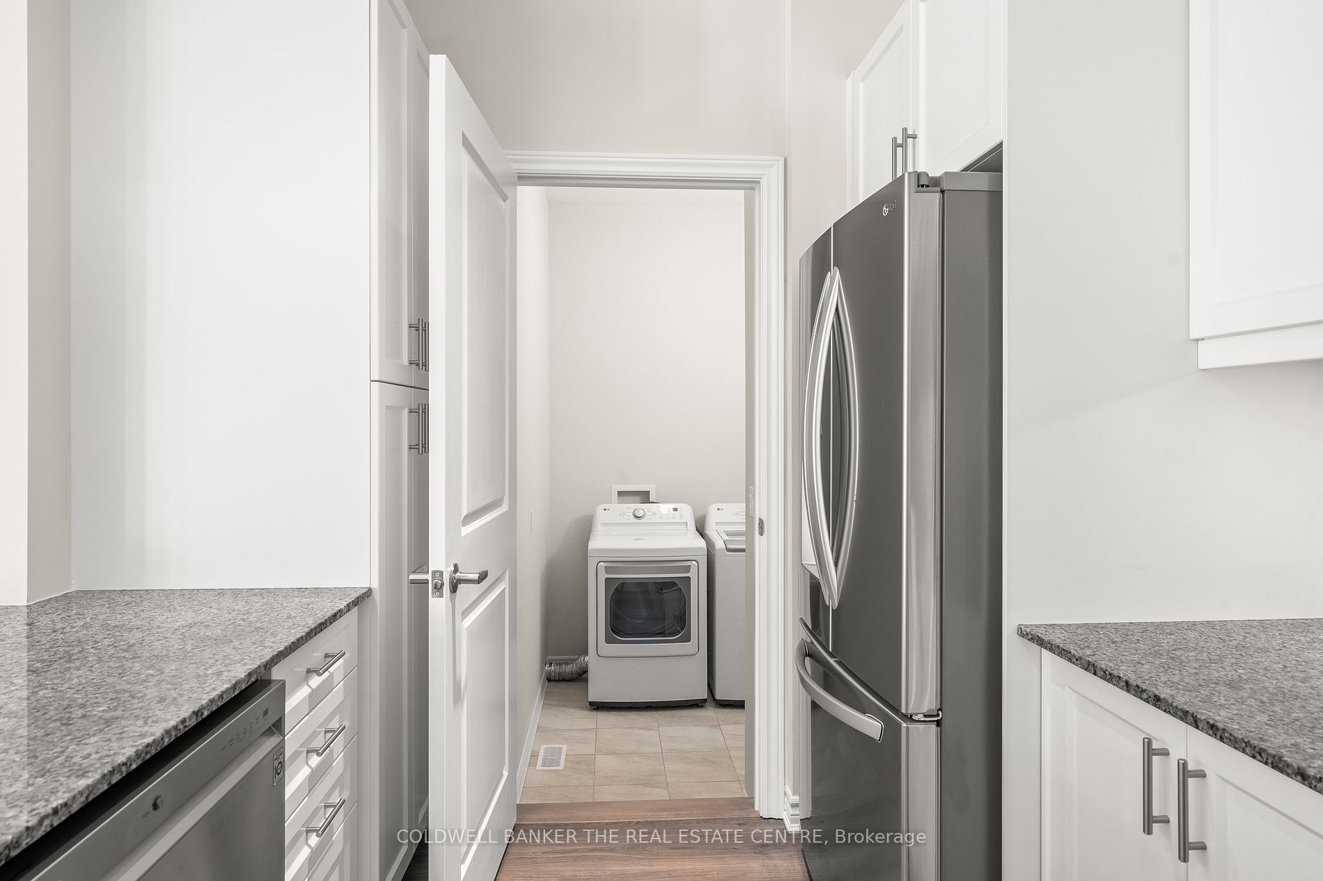 17 Lakewood Crescent #19
